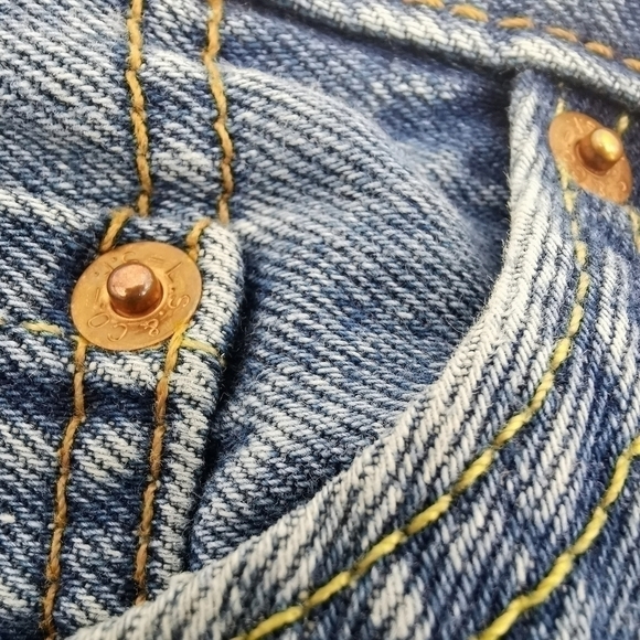 Levi's 550 Men's 38 x 34 Blue Cotton Regular Jeans - Picture 8 of 11